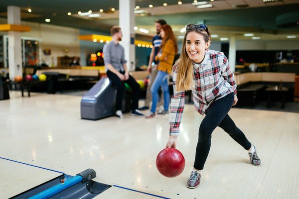 Découvrez le meilleur bowling interactif à lyon pour s'amuser